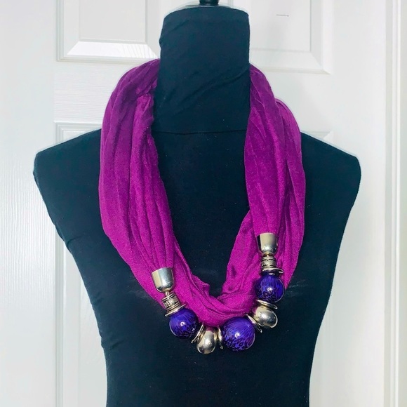 Accessories - HANDCRAFTED Purple Infinity scarf with large decorative beads